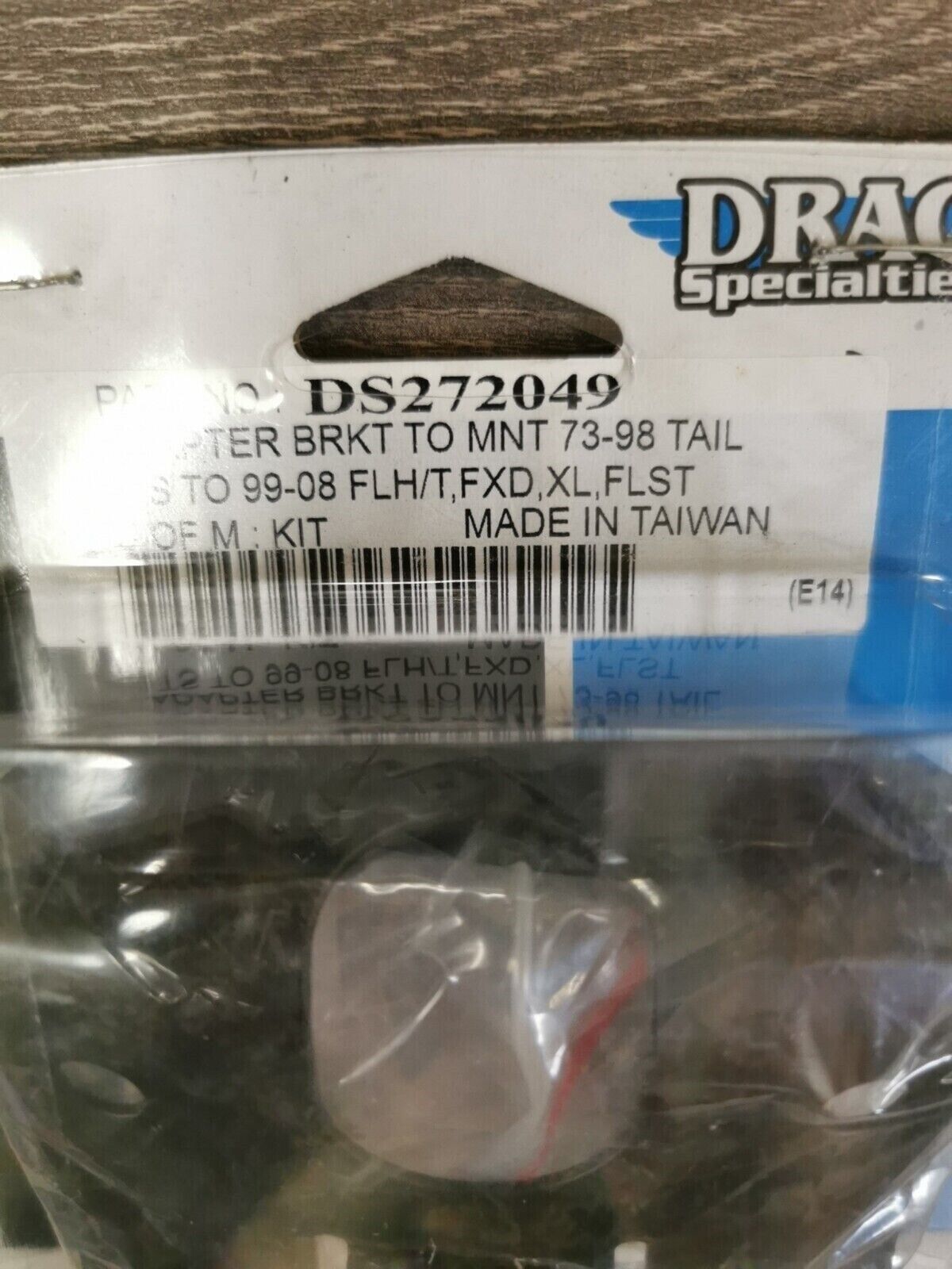 NOS DRAG FLT FLHT Adapter Bracket for Laydown Taillight Assembly DS-272049 J34