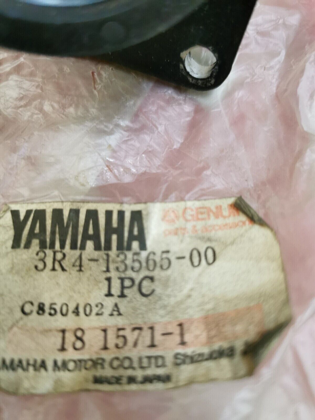 NEW NOS Yamaha YZ250 YZ465 IT465 CARBURETOR JOINT 3R4-13565-00-00 Y22