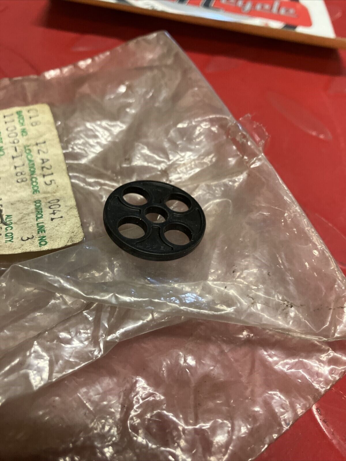 NOS KAWASAKI FUEL TAP GASKET PETCOCK 11009-1188 K17