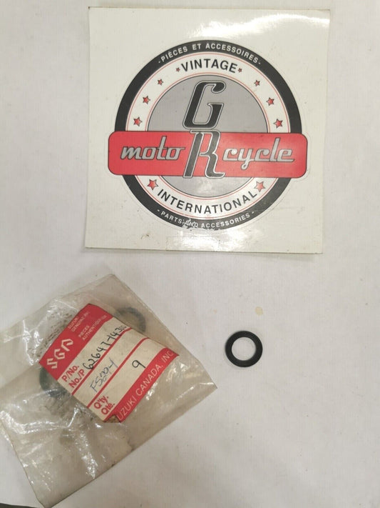 NOS SUZUKI RM125 RM250 RM500 1983 DUST SEAL 62647-14300  S27
