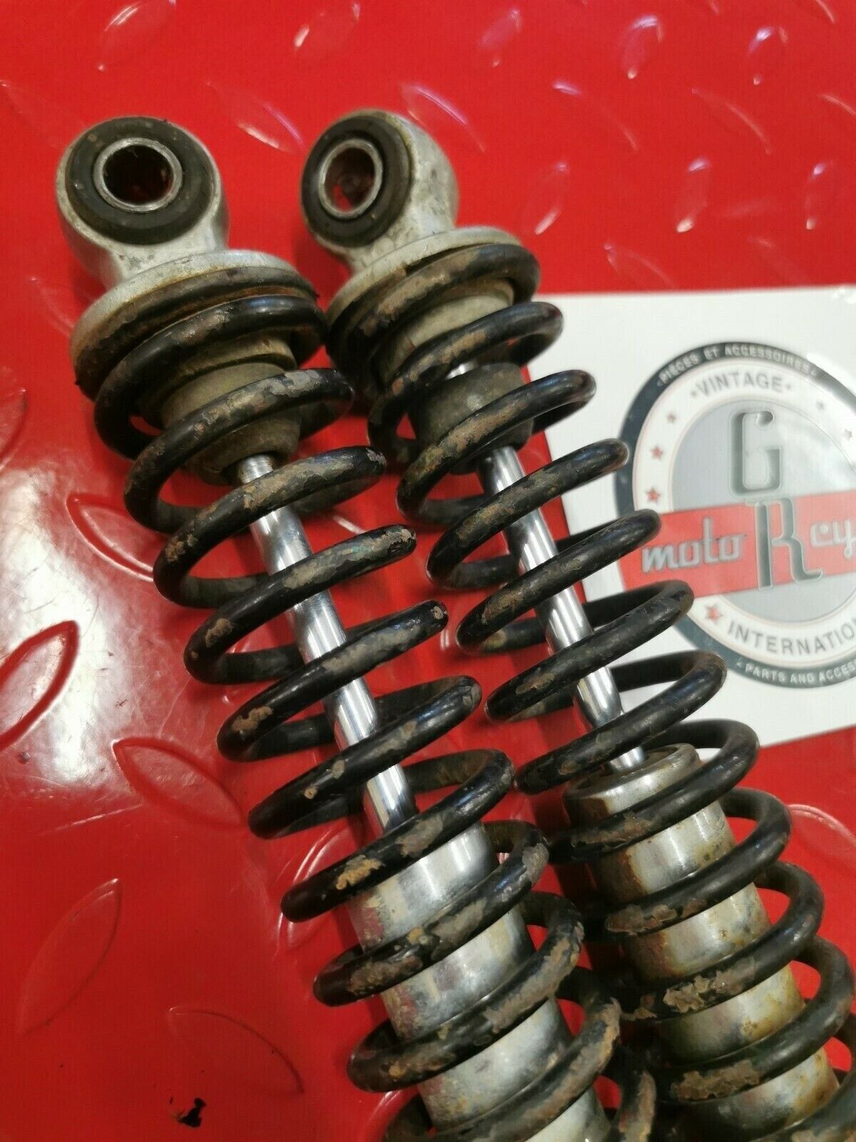 Honda XL80S 1984 rear shock absorber suspension damper cushion 1985
