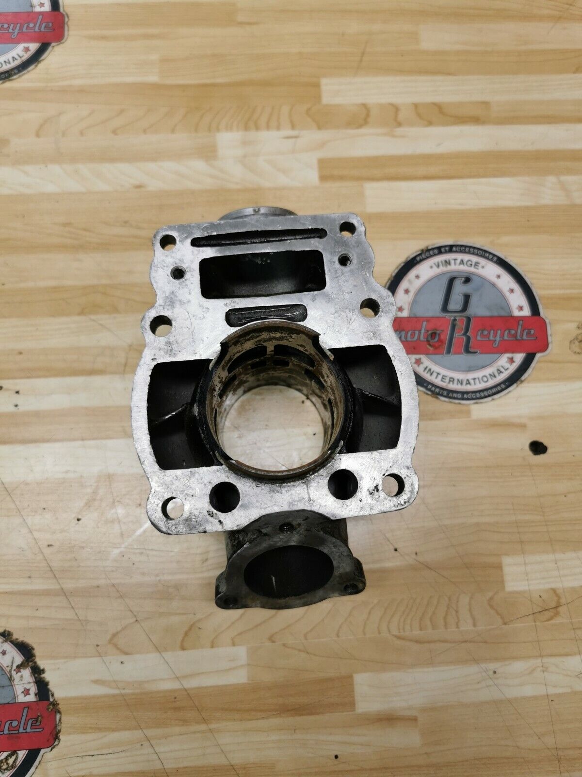 Suzuki RM125 1981 cylinder jug barrel