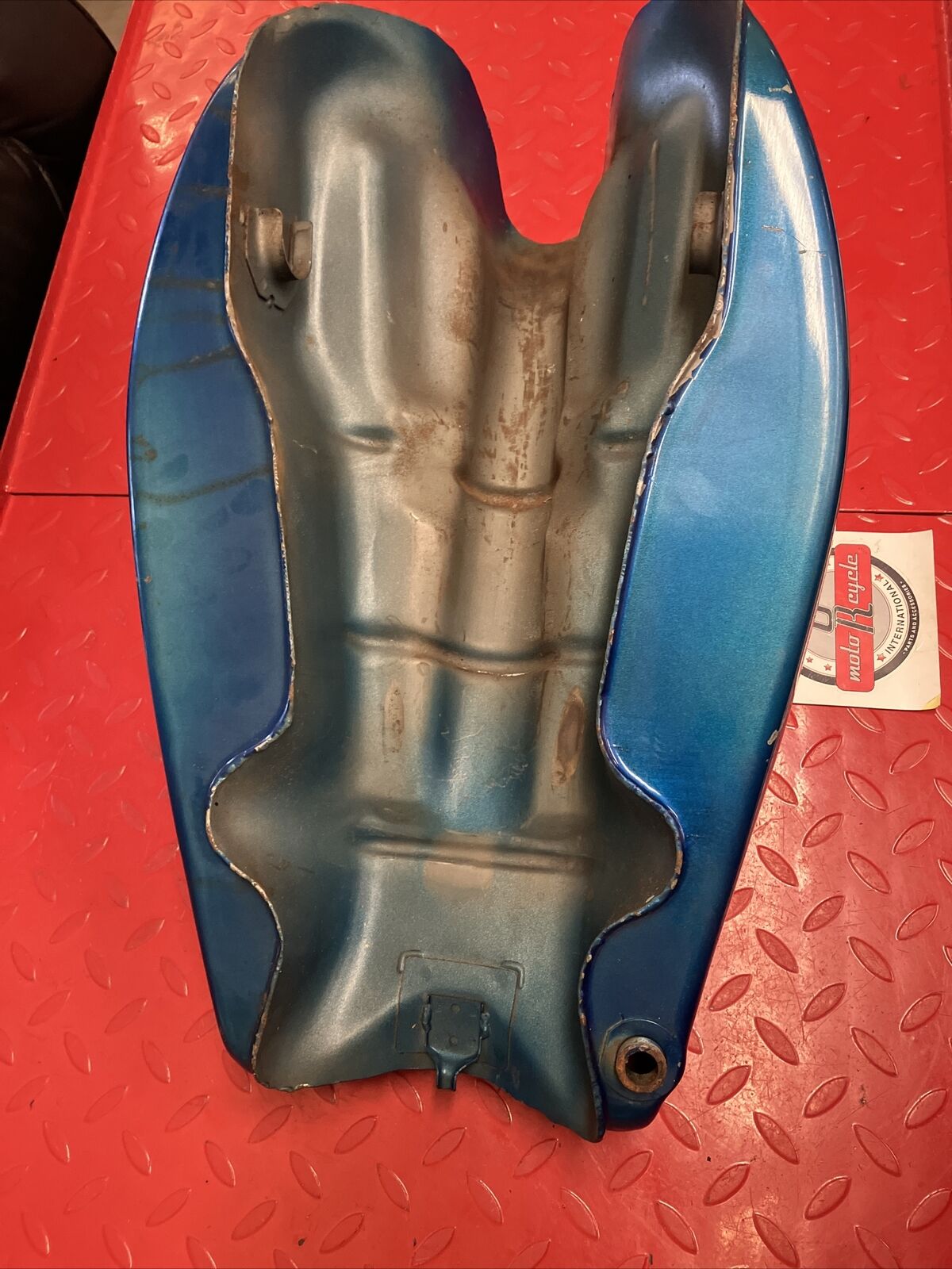 Kawasaki Z1 1975 Fuel tank gas petrol reservoir