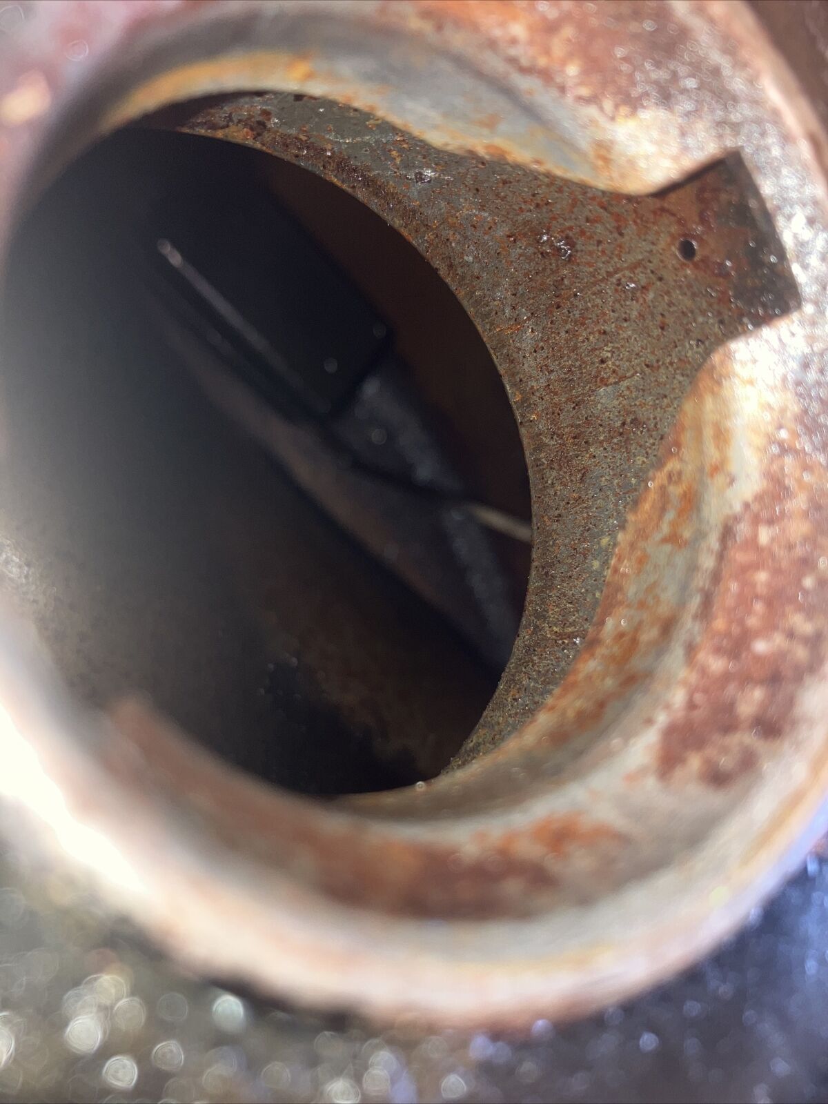 Suzuki GS750T 1982 Fuel tank gas petrol reservoir 2