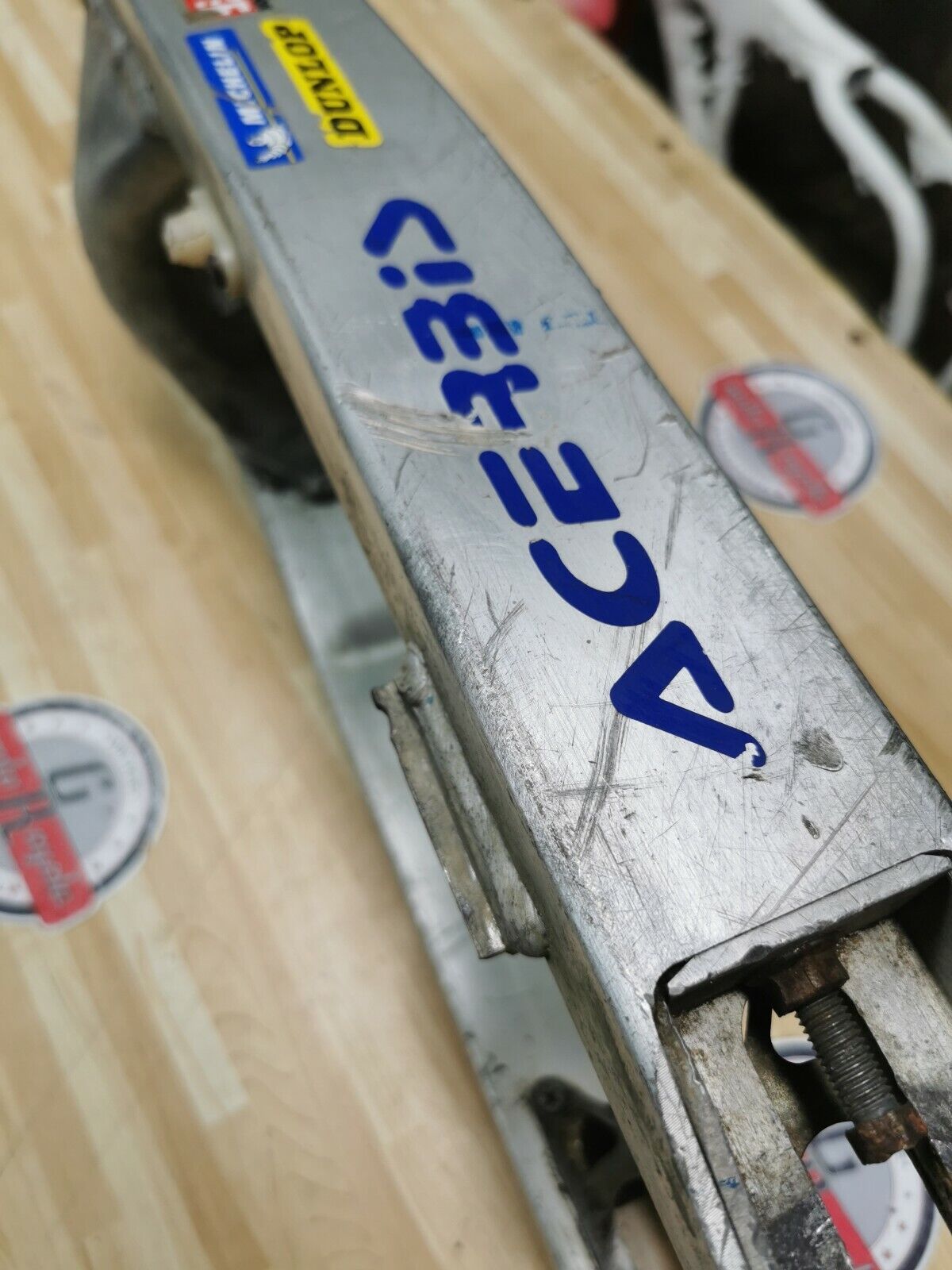 Honda CR250R 1991 swingarm rear swinging arm