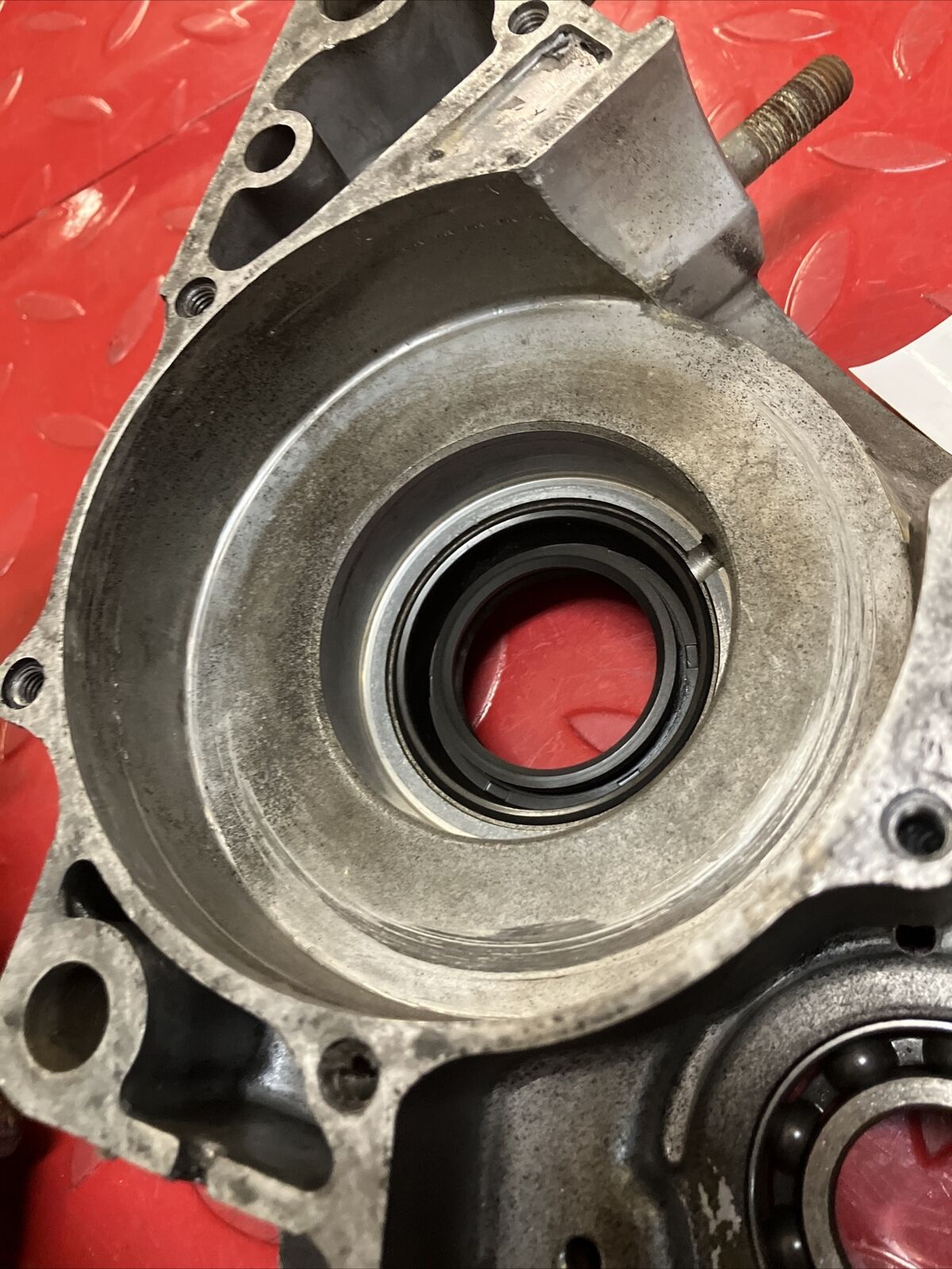 Honda CR250R 1984 left right crankcase set 111A0-KA4-741 2