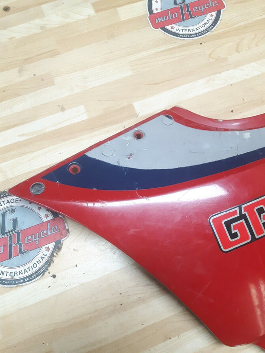 Kawasaki GPZ550 1984 right side panel cover