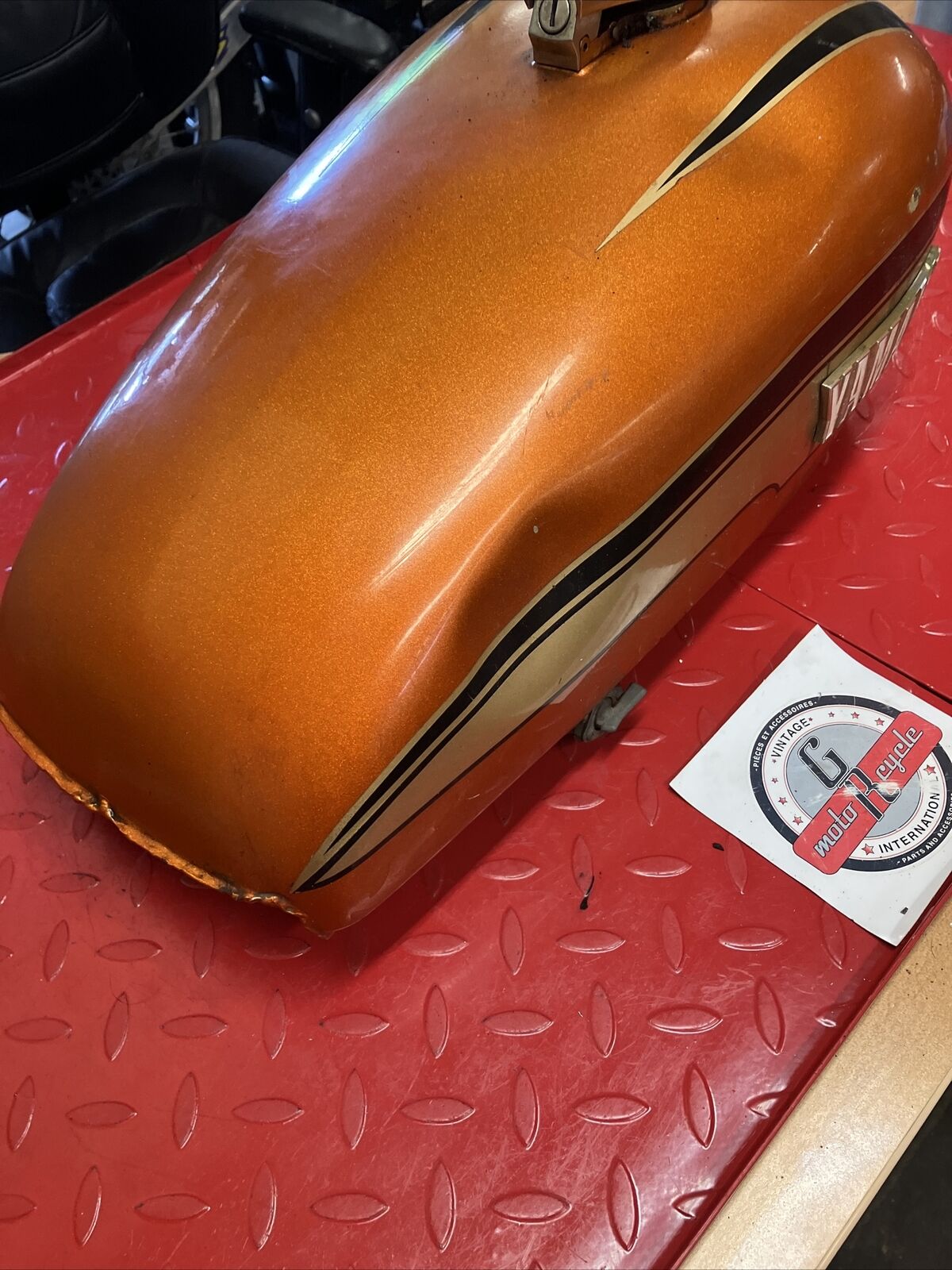 Yamaha TX750 1973 Fuel tank gas petrol reservoir