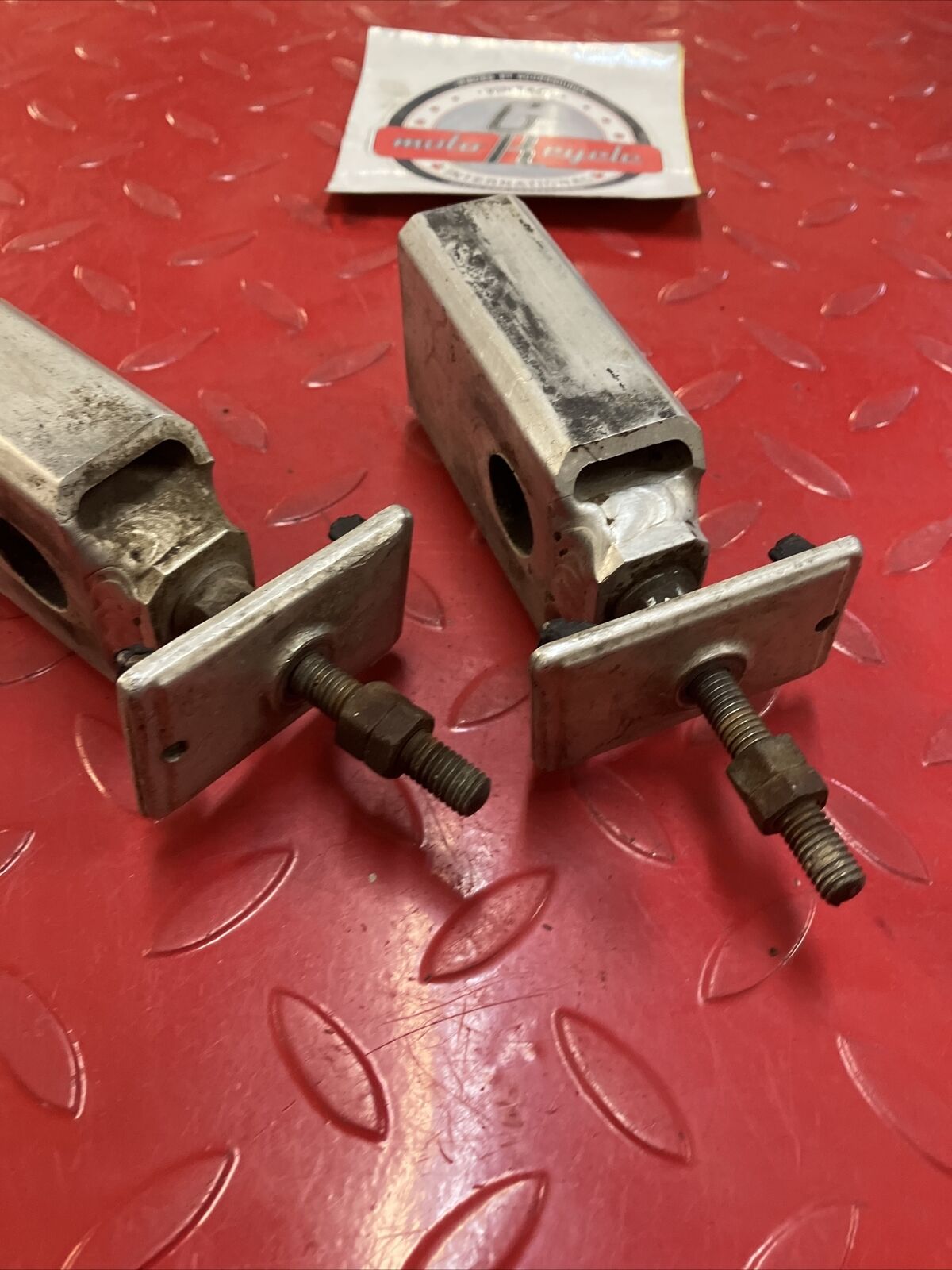 Honda CR250R 1984 swingarm chain adjuster block retainer 1982 CR125R CR500R