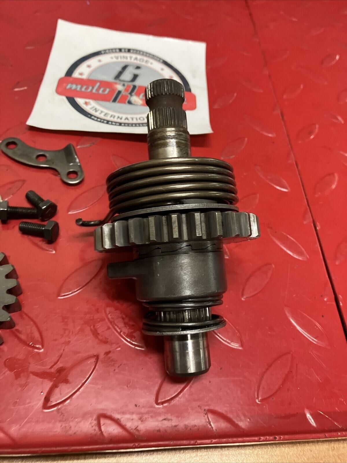 Yamaha DT250 1977 kickstarter kick starter shaft spindle gear assy DT400 1978