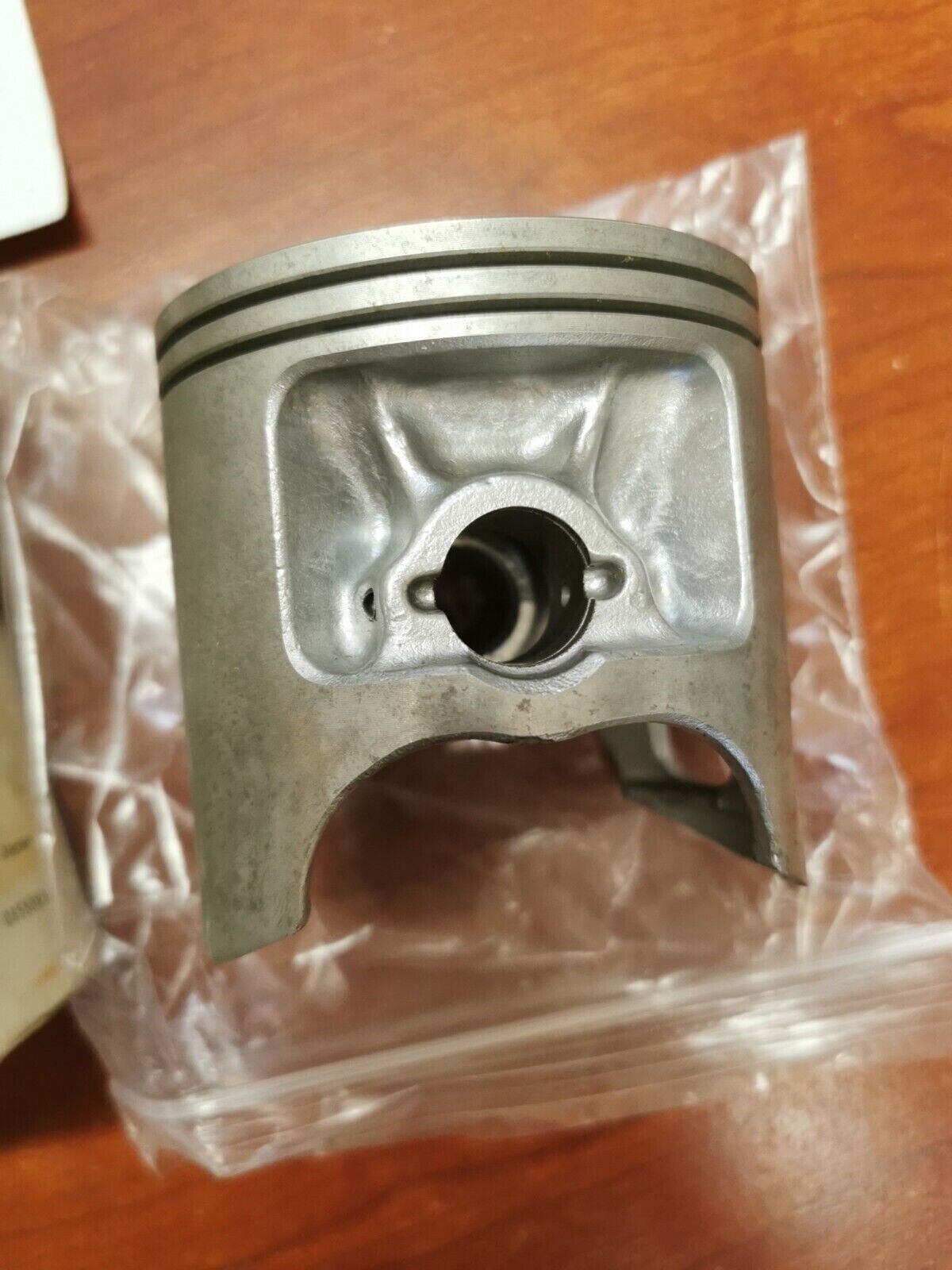 NOS Yamaha 1983 1984 IT490 PISTON (STD) 26A-11631-00-94 Y86
