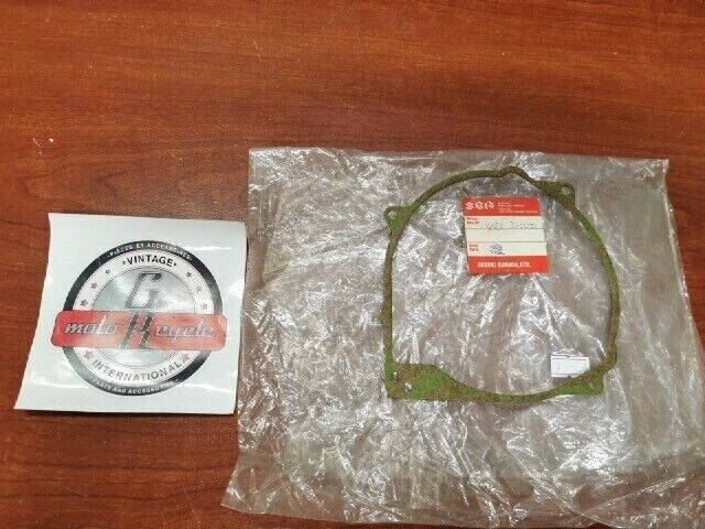 NOS Suzuki 1972 - 1977 GT750 LEFT CRANKCASE GASKET 11483-31000 S32