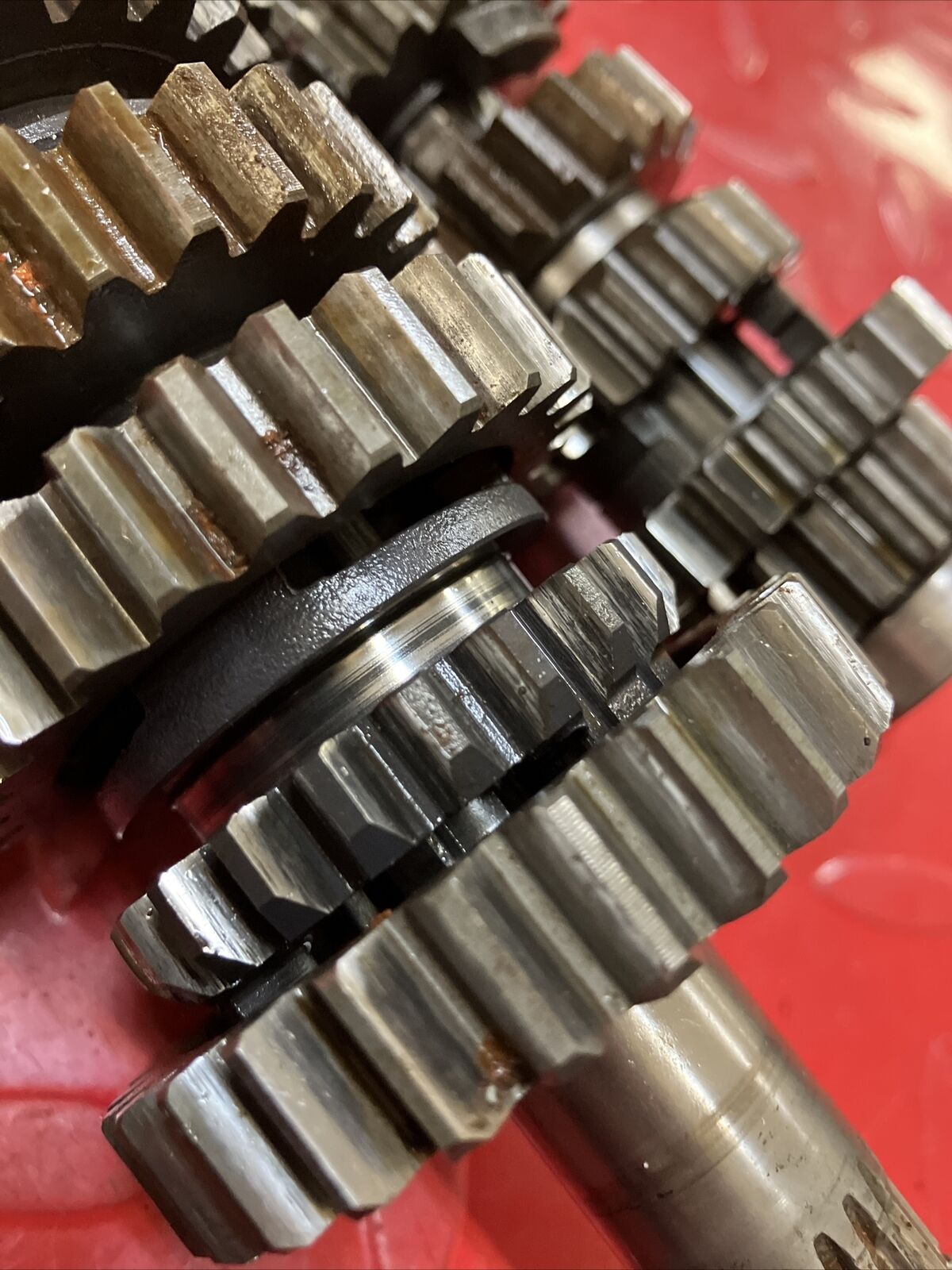 Suzuki RM125 1985 transmission mainshaft counterhsaft main counter shaft gear 2