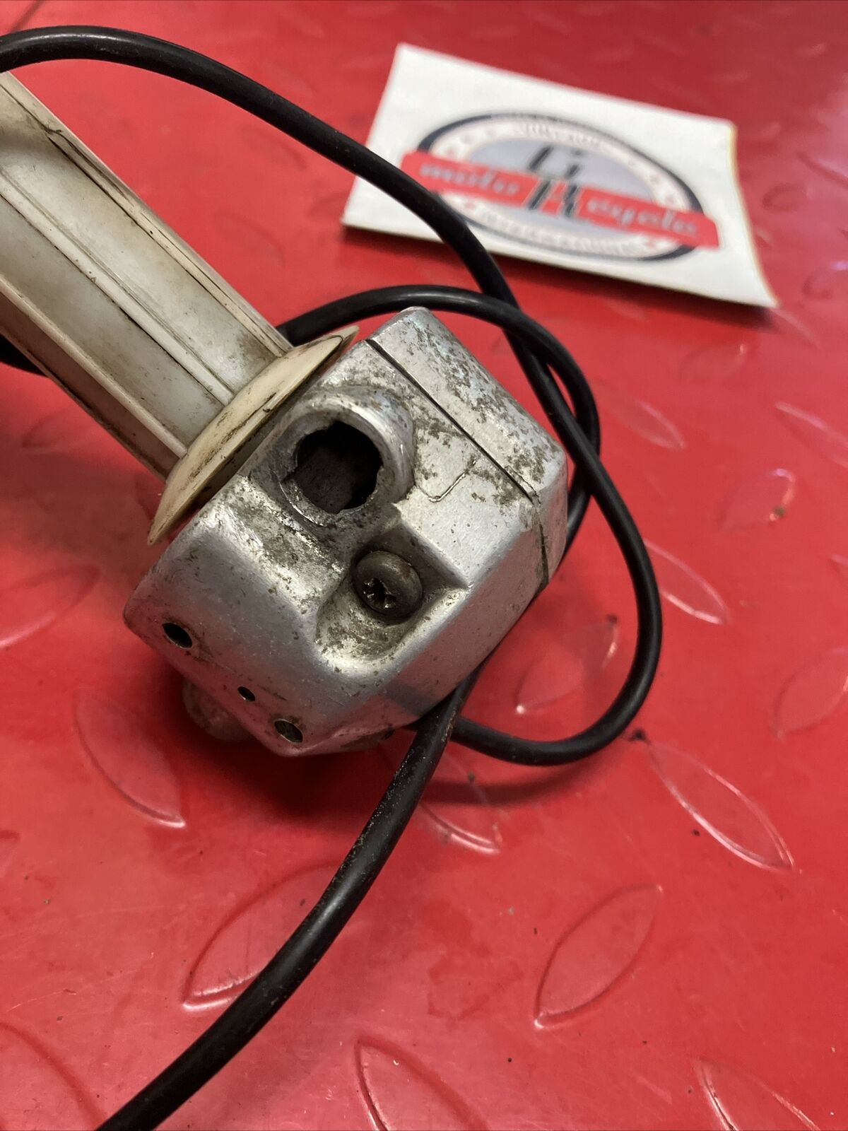 Suzuki RV90 1975 Thottle tube housing killswitch kill stop switch