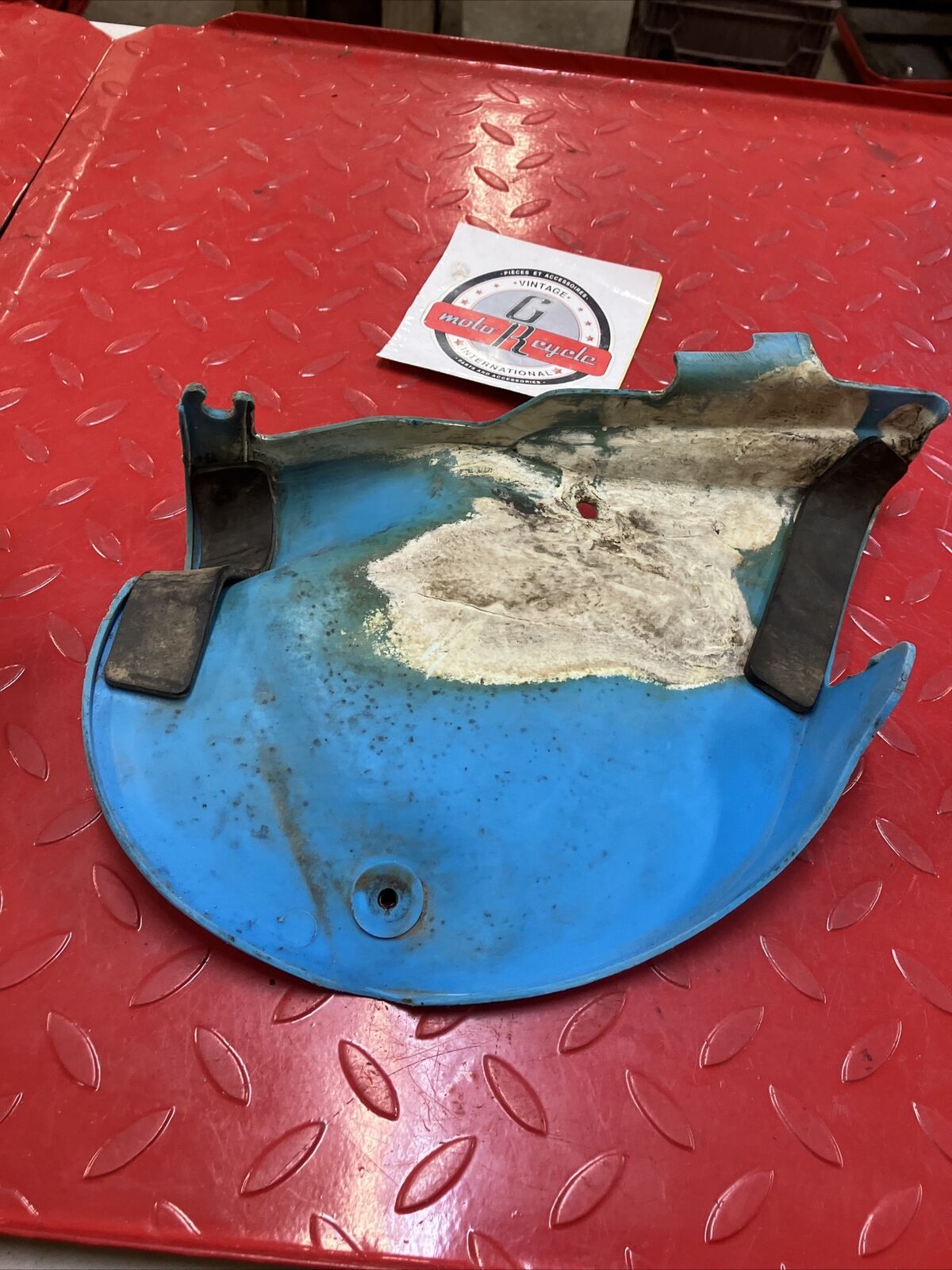 Yamaha IT175 1977 1978 1979 left side cover panel