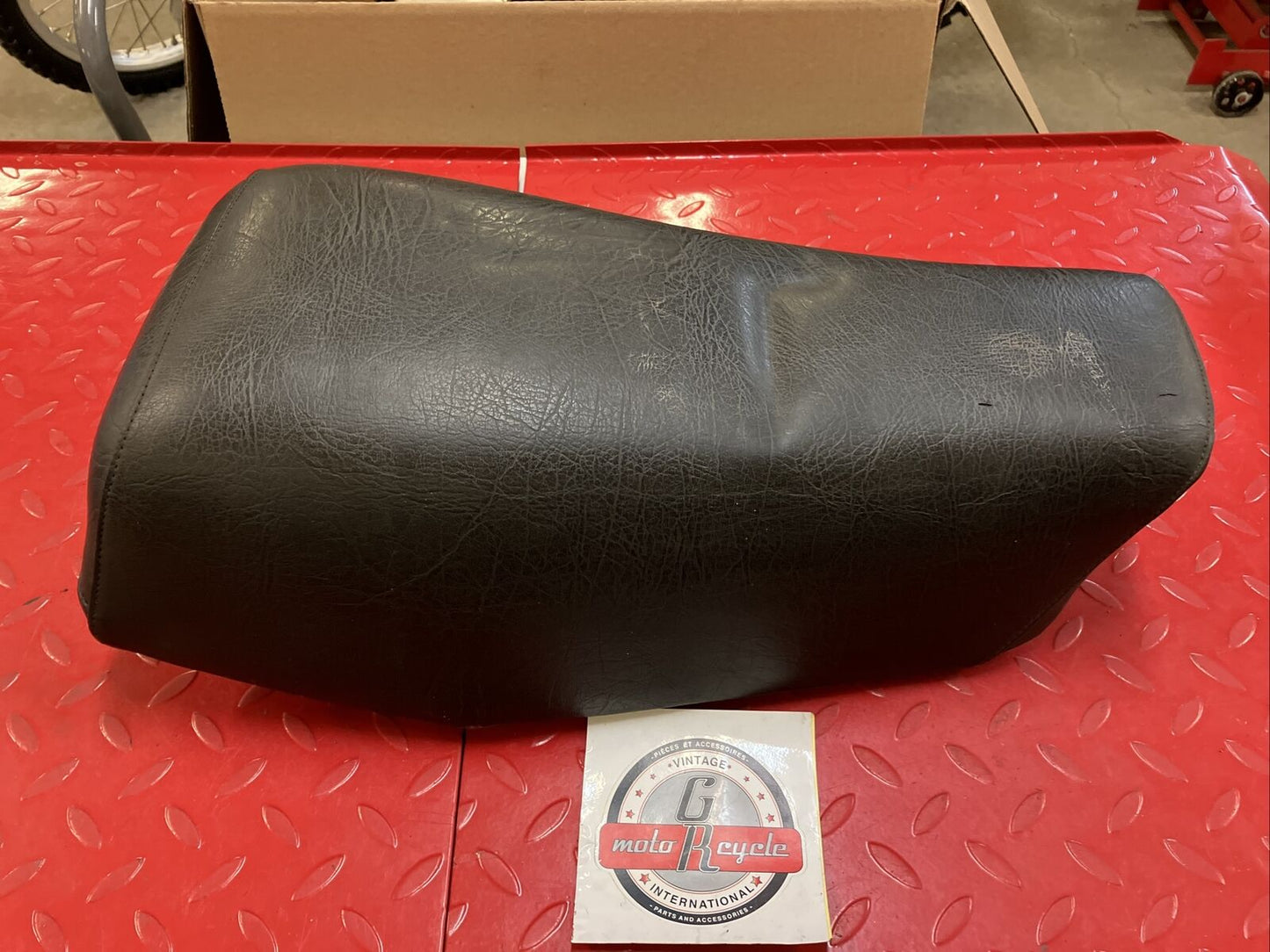 Canam Can-Am Can am MX1 MX2 ? seat saddle