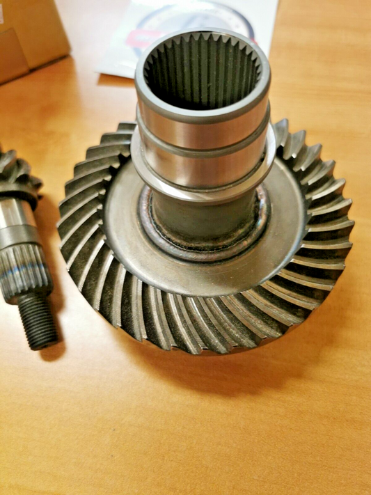 NOS SUZUKI LT230GE 1985 1986 FINAL BEVEL GEAR SET 27300-18820 S5