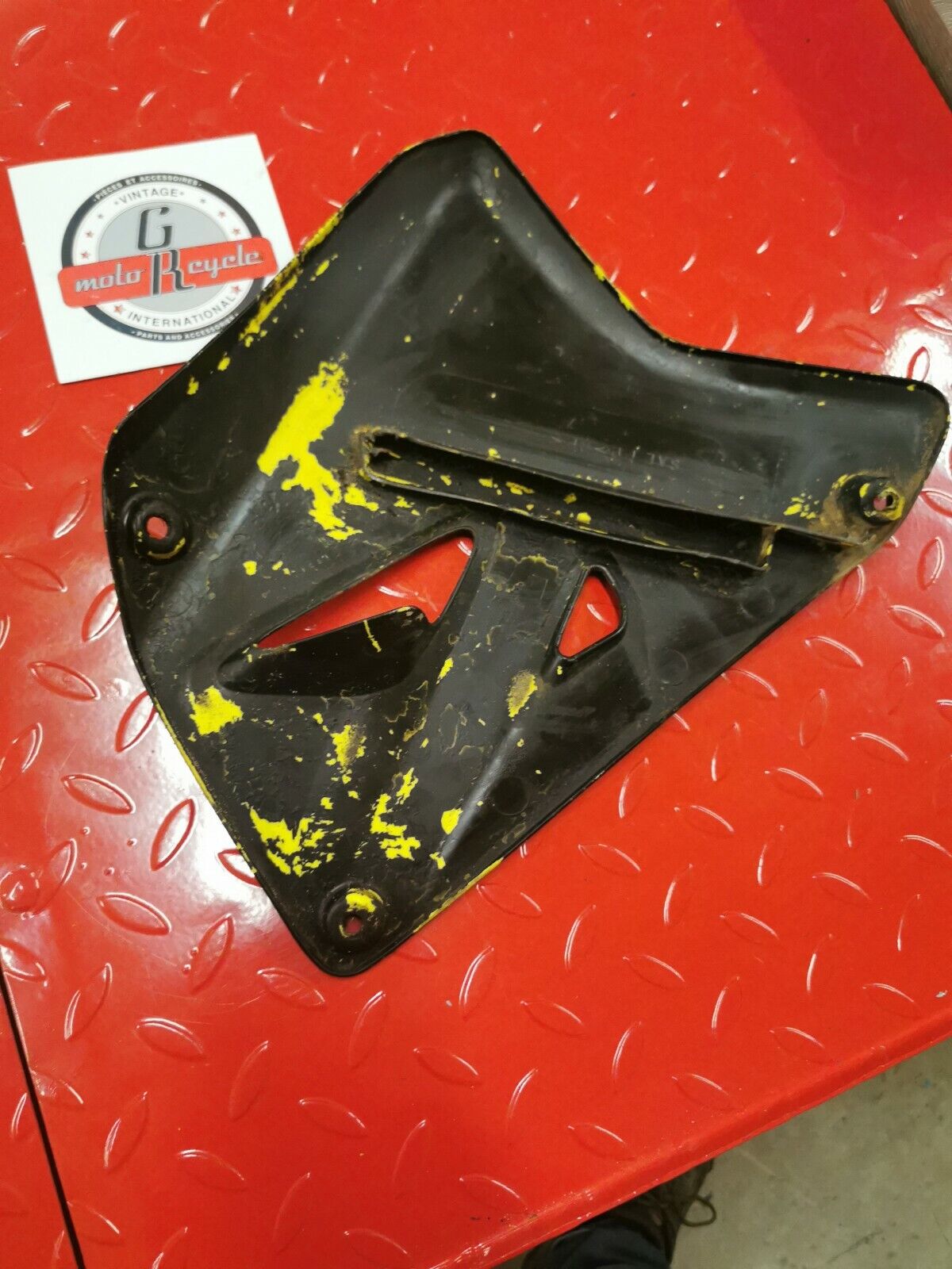 Suzuki RM250 2003 left side fuel tank radiator cover shroud RM125 2002 2004