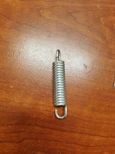 NOS Honda C70 C71 CS71 C72 C75 C76 CS76 C77 MAIN STAND SPRING 50522-250-000 H90