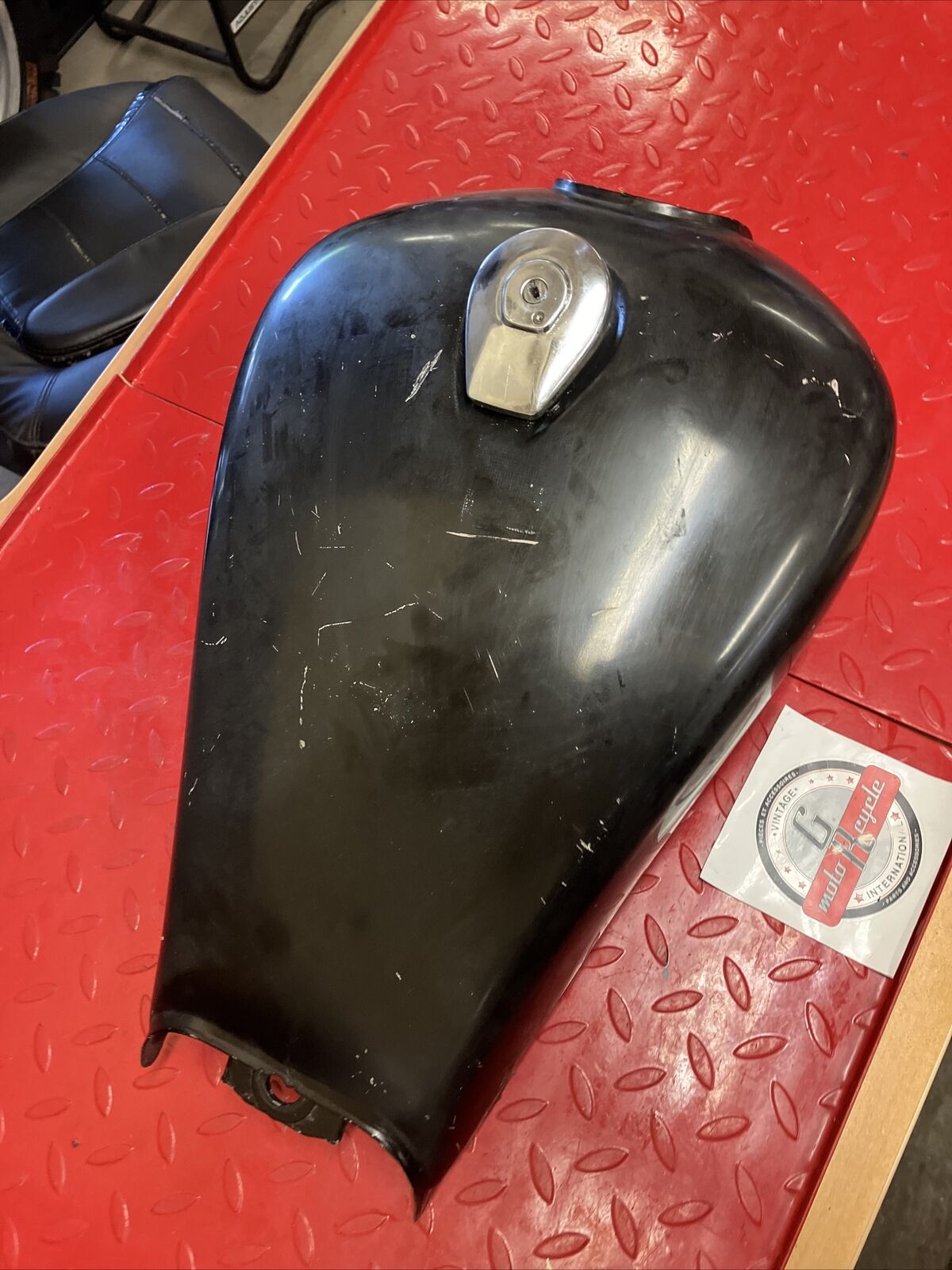 Honda CB550SC 1983 nighthawk 550 Fuel tank gas petrol reservoir