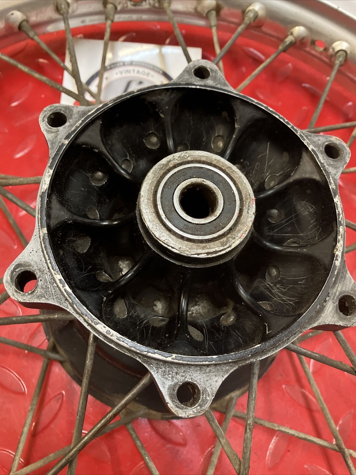 Suzuki RM125 1982 rear wheel hub rim 1981