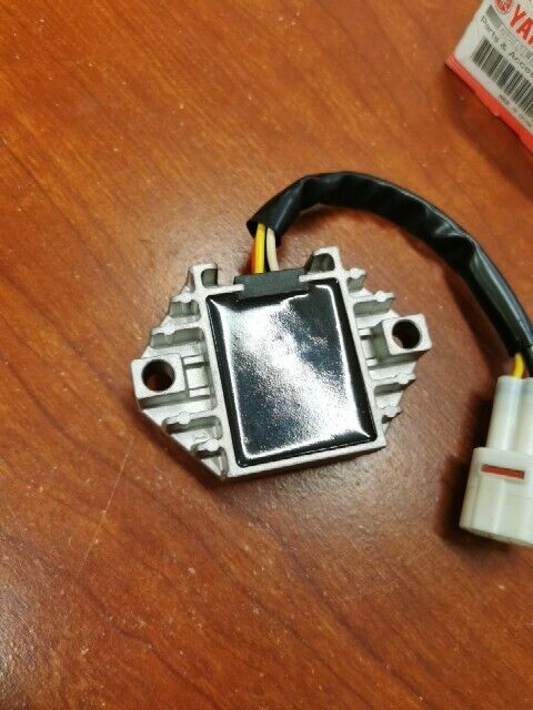 NOS Yamaha 2004 - 2009 YFZ450 RECTIFIER & REGULATOR 5TG-81960-00-00 Y102
