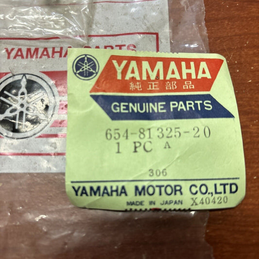 NEW NOS Yamaha 1974 1977 1978 DT250 CONDENSER 654-81325-20-00 Y173