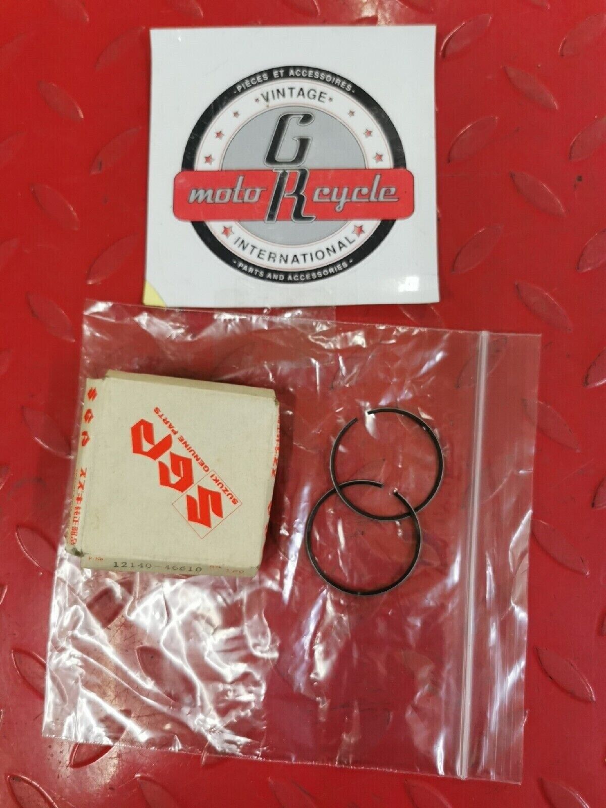NOS SUZUKI RM60 1979 1980 1981 1982 1983 RING SET PISTON STD 12140-46610 S11