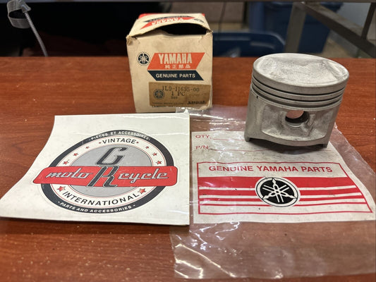 NOS Yamaha 1976 1977 XS360 PISTON O/S 0.25 1L9-11635-00-00 Y176