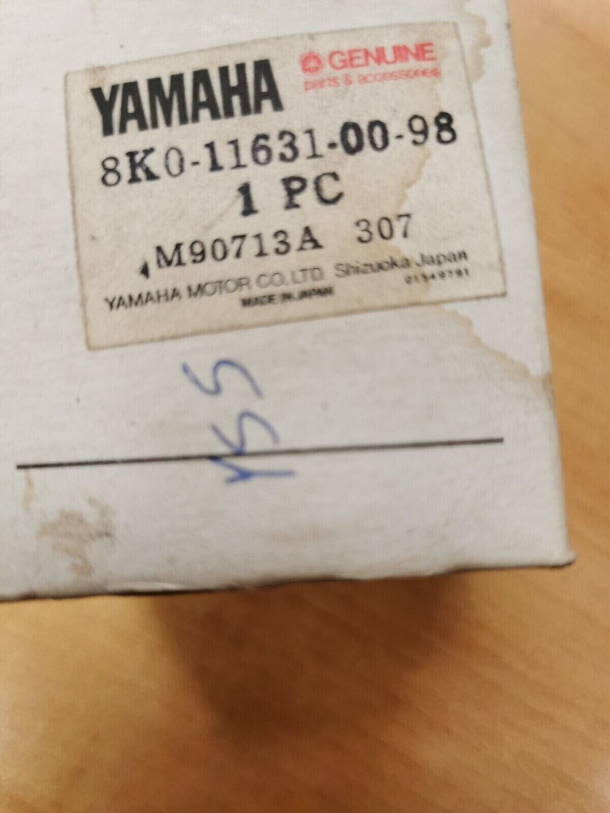 NOS YAMAHA ET300 1981 - 1984 PISTON STD 8K0-11631-00-98 Y45