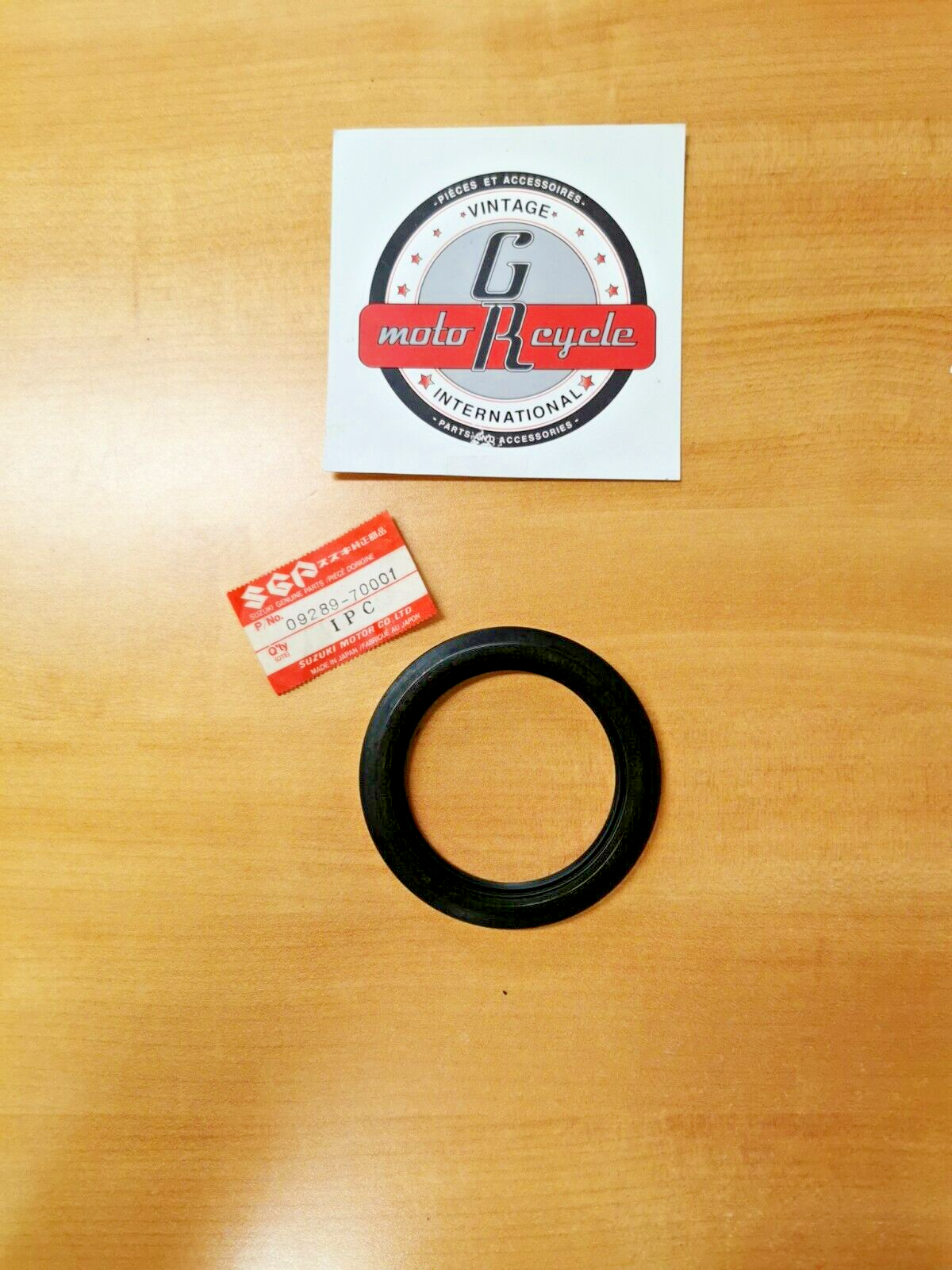 NEW NOS SUZUKI AN650 AN650Z VL800C 2003-2017 OIL SEAL DRIVEN GEAR 09289-70001 S6