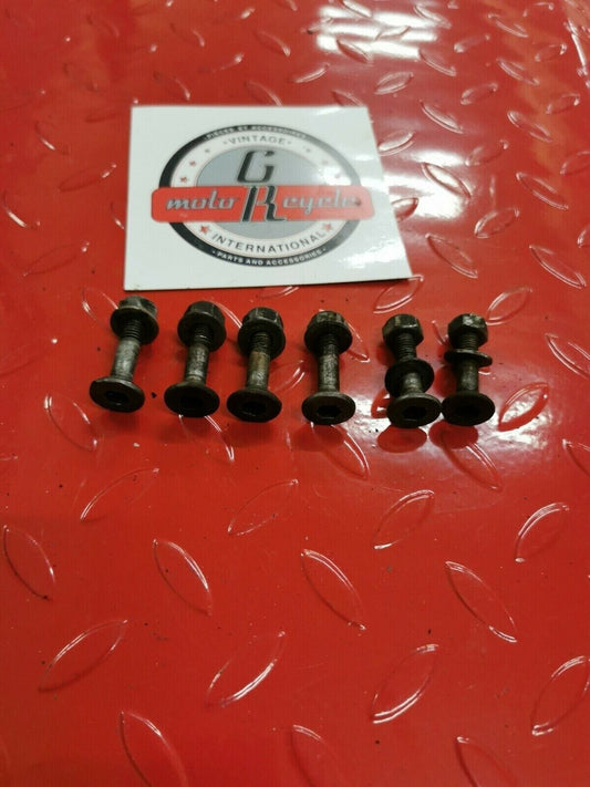 Yamaha IT175 1981 rear sprocket bolt but hardware