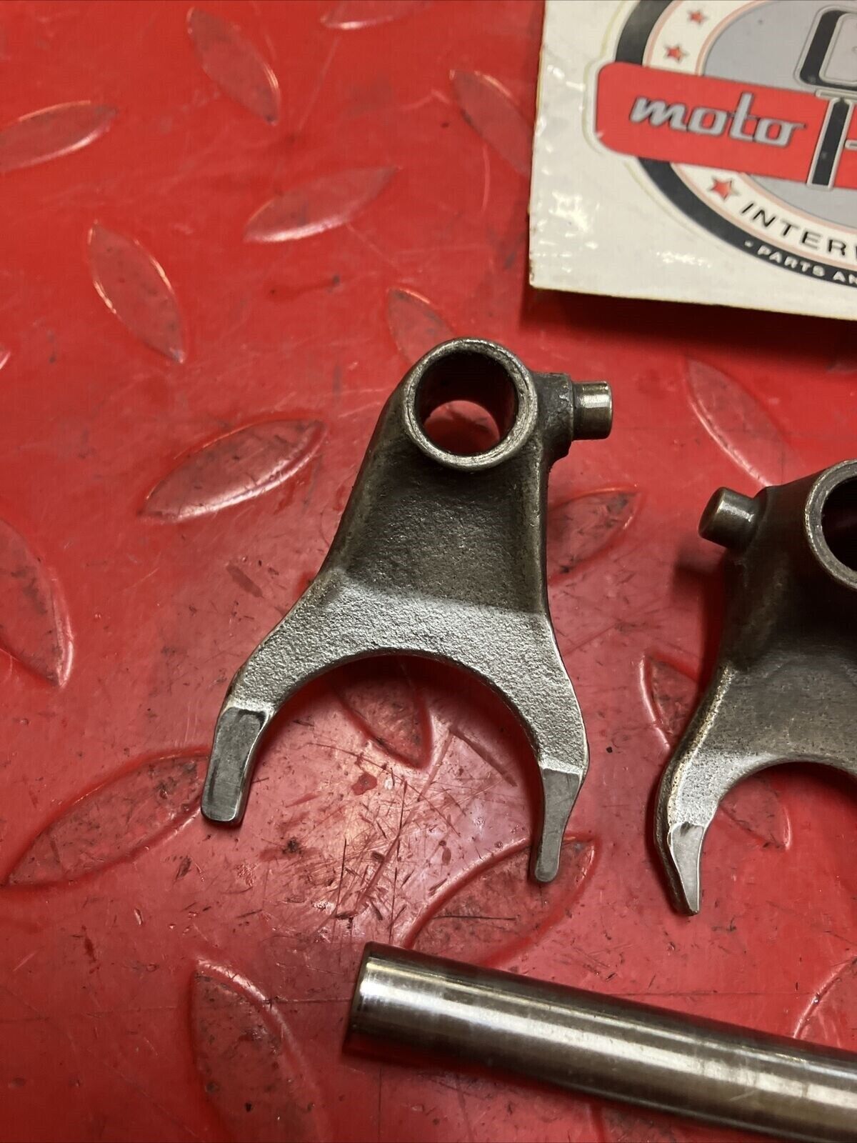 Honda CR125R 1984 gearshift gear shift transmission fork 1983 24211-KA3-710 4