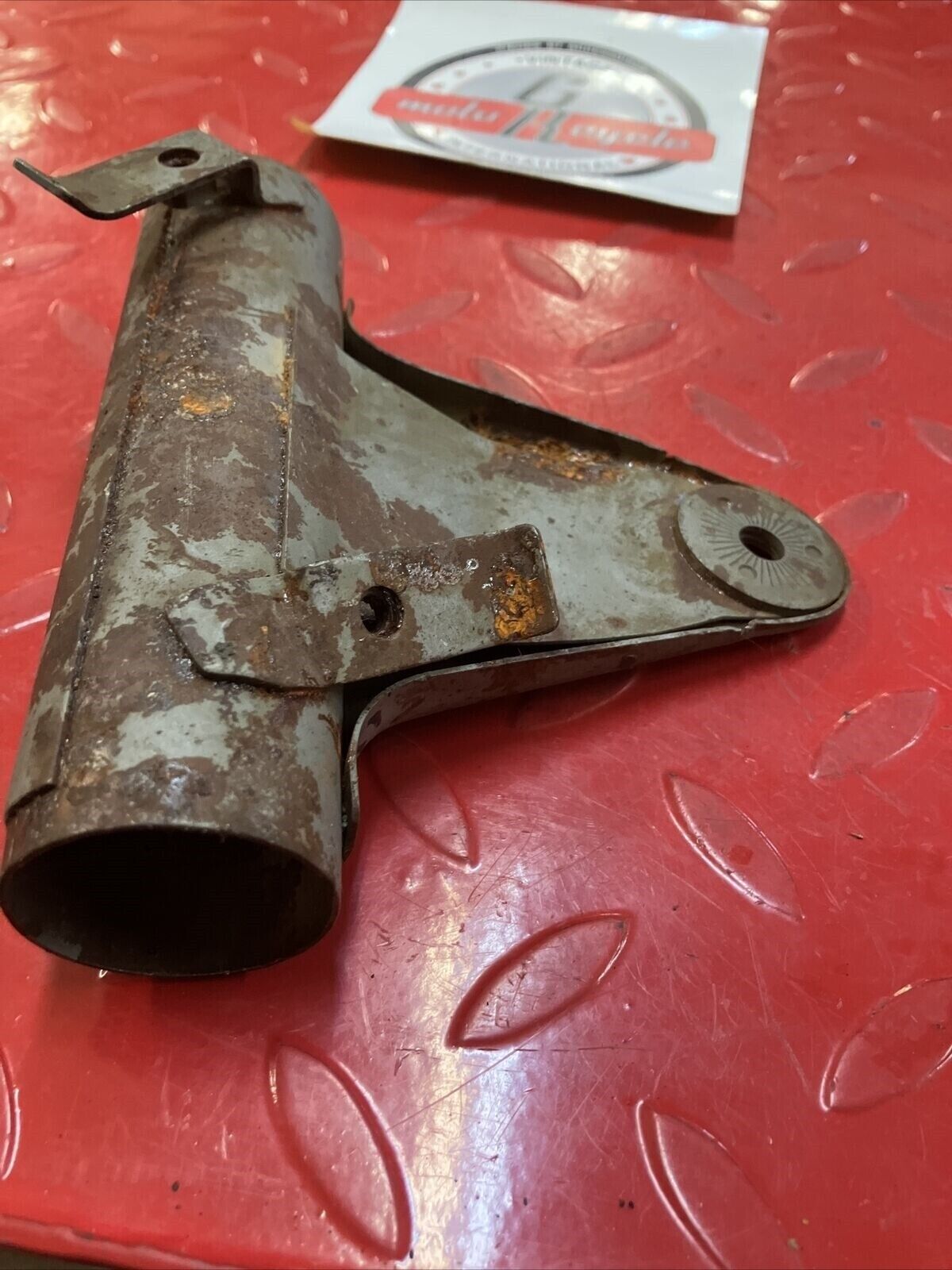 Yamaha RD400 1977 right fork upper cover headlight bracket 1976