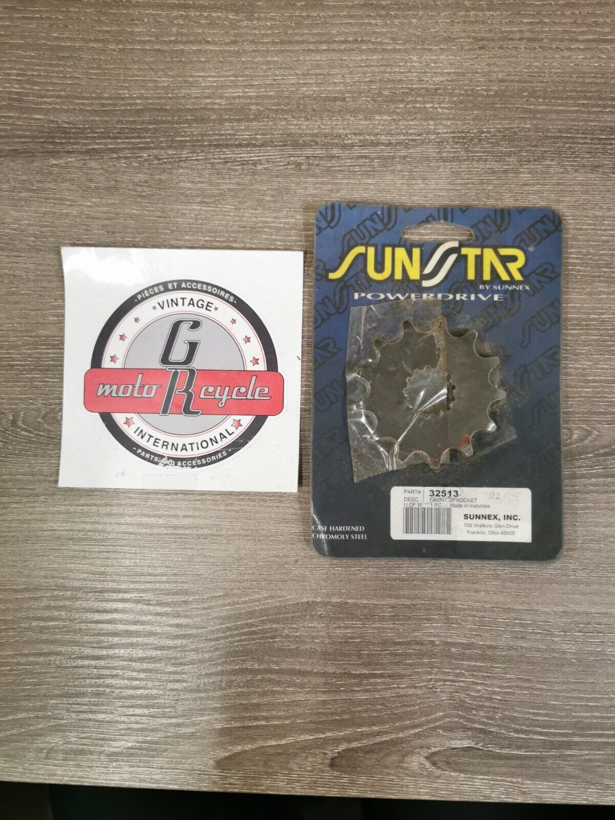 NOS SUNSTAR FRONT SPROCKET 13T 32513 J19