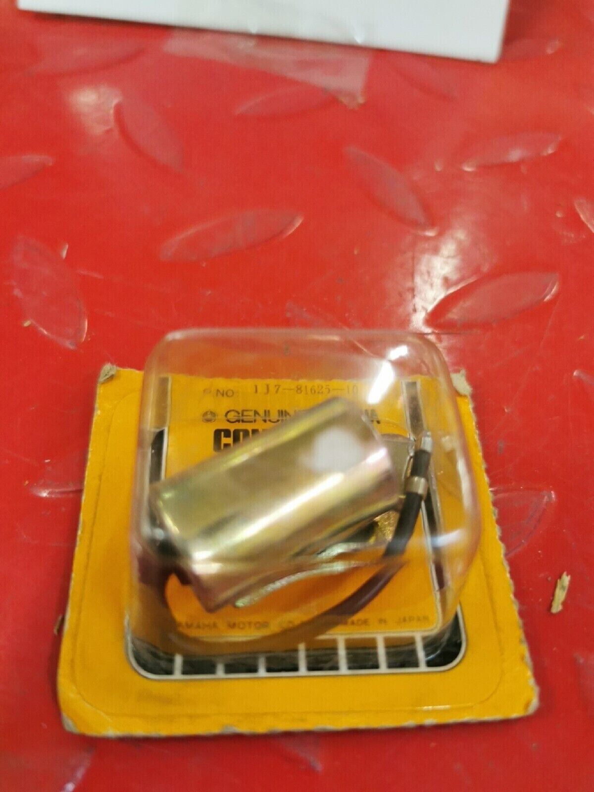 NOS YAMAHA XS750 1977 CONDENSER 1J7-81625-10 Y50