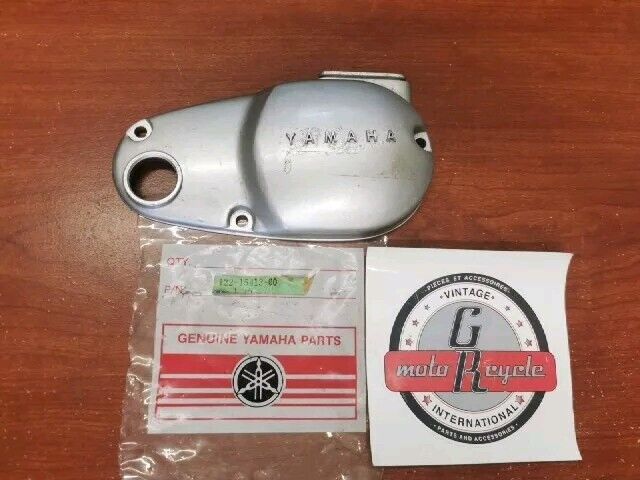NOS Yamaha 1964 YG1 1964 1965 YJ1 CARBURETOR COVER 122-15413-00-00 Y153