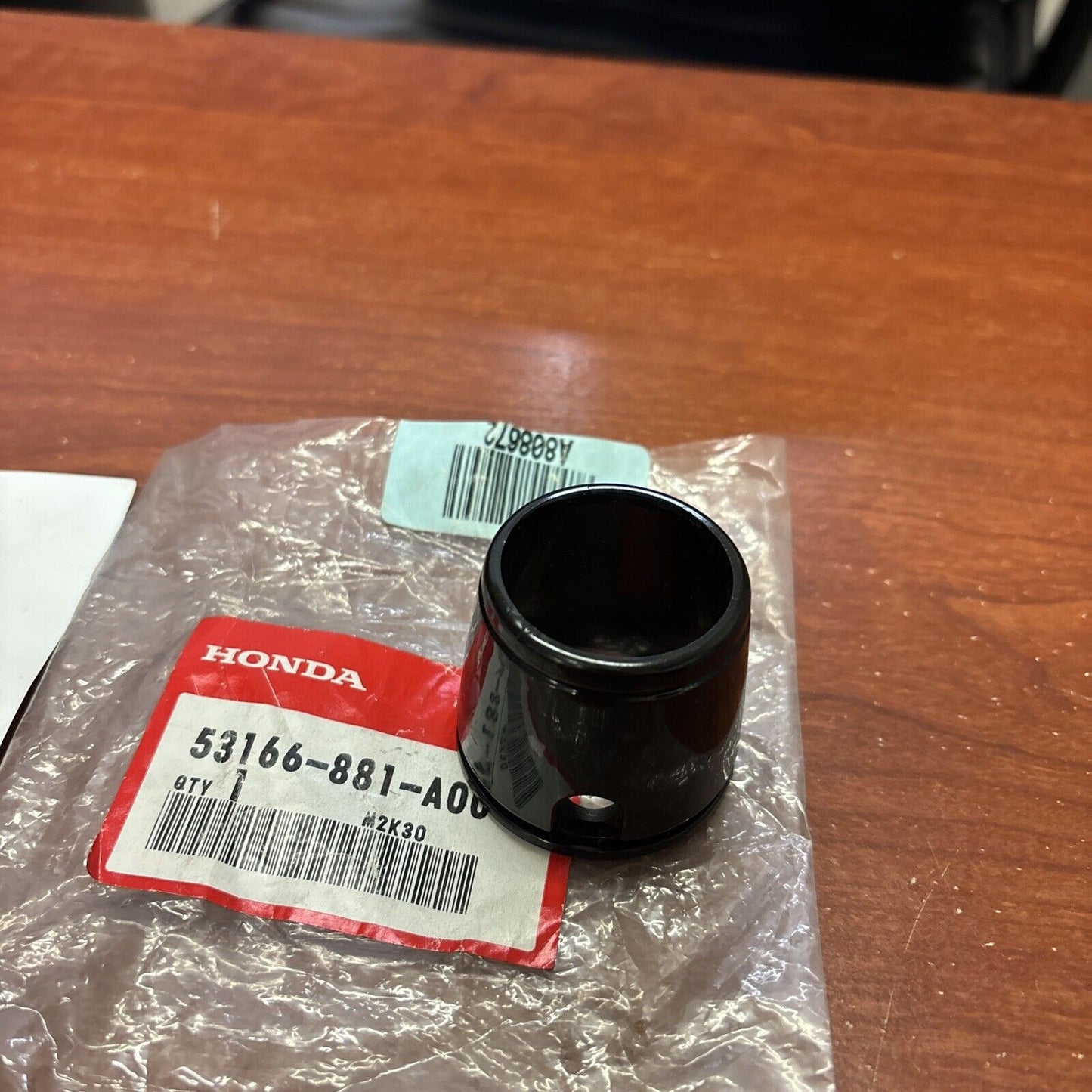 NOS Honda 7.5HP 8HP 10HP 75HP 100HP GRIP PIPE COVER 53166-881-A00 H164