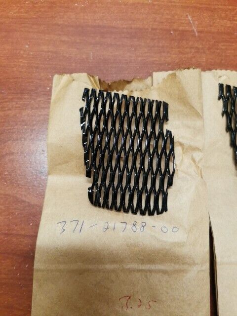 NOS Yamaha 1973 TX500 LEFT SIDE COVER NET, MOLD AND EMBLEM KIT Y128