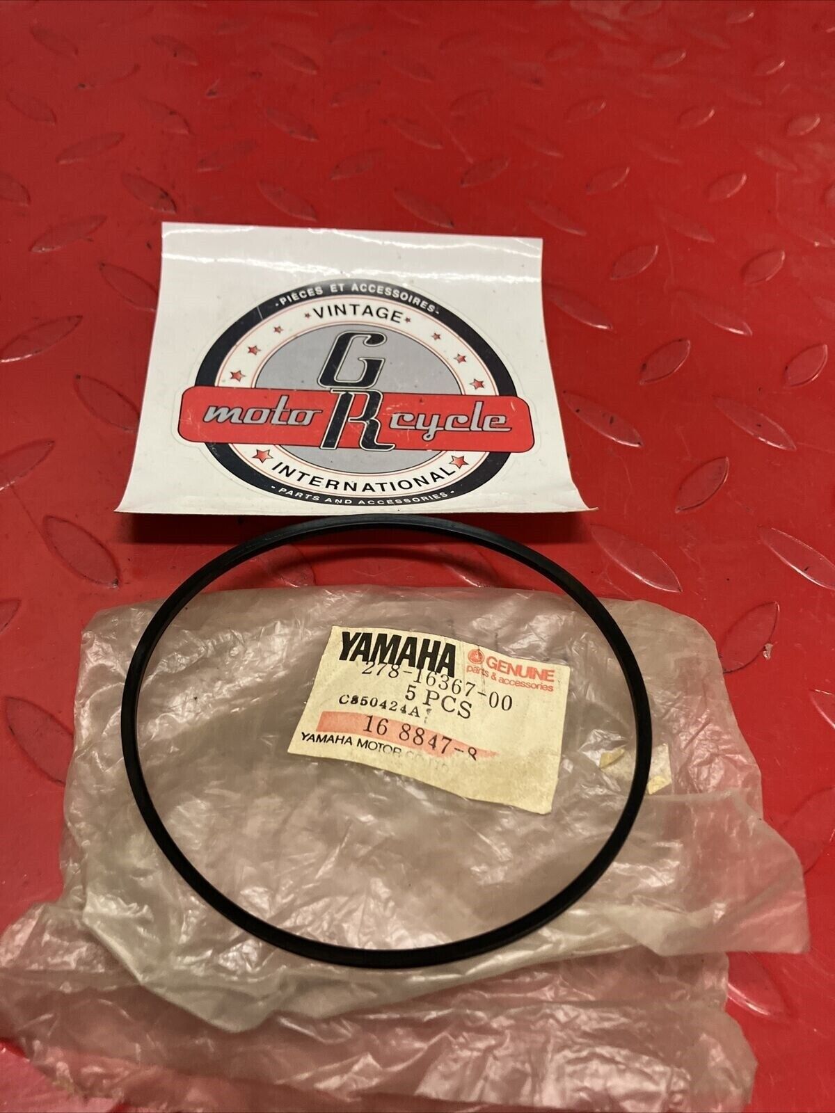 NOS YAMAHA CLUTCH CUSHION RING 278-16367-00-00 Y63