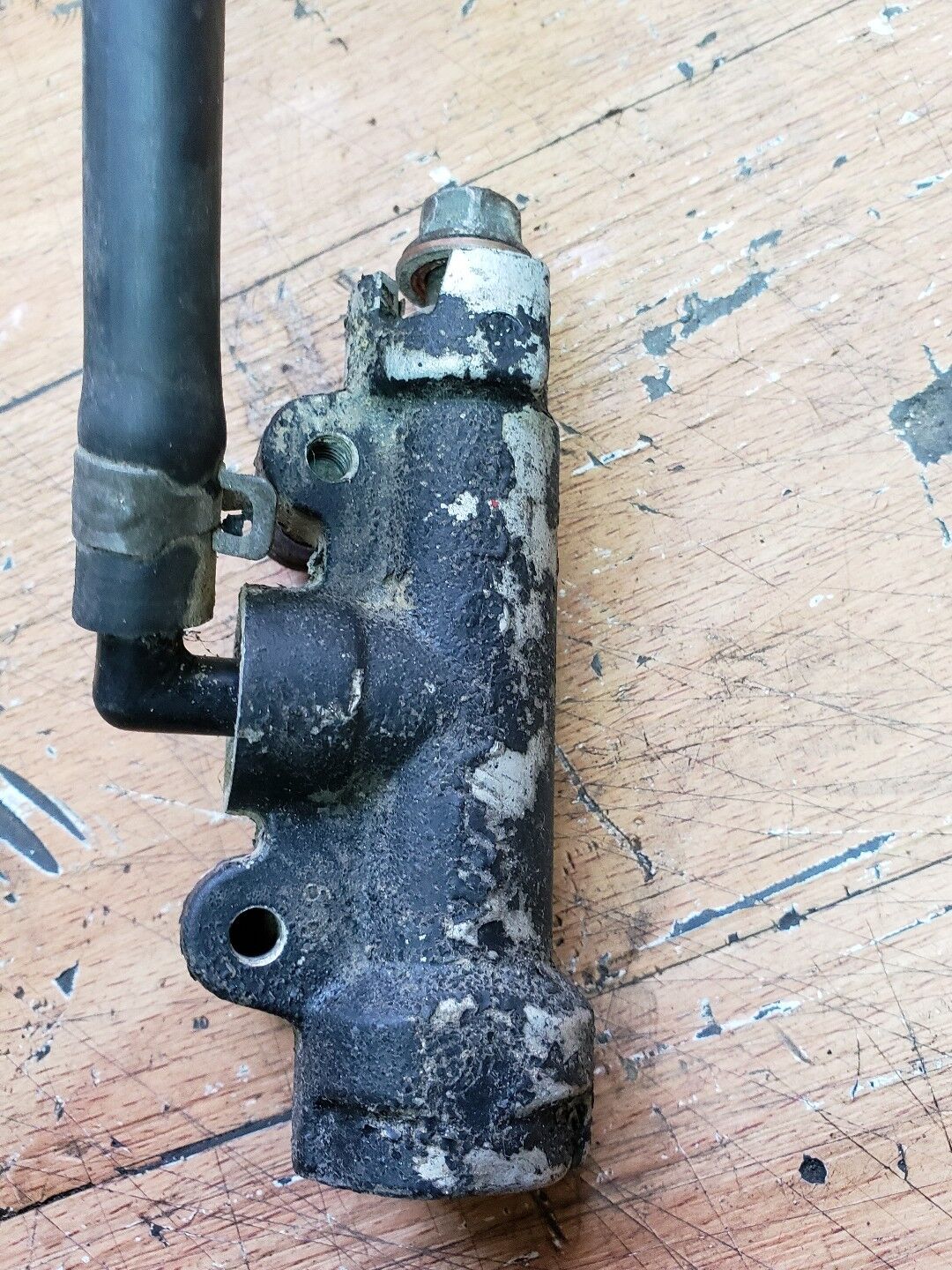 Honda CR250R 1988 rear brake master cylinder tank reservoir