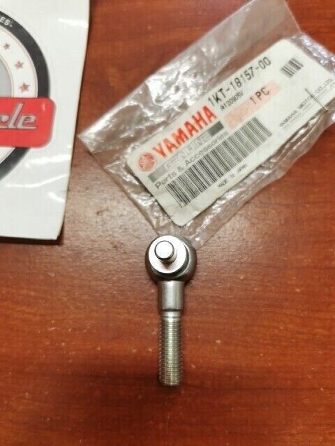 NOS Yamaha YFM400 YFM450 YFM660 SHIFT SHAFT JOINT 1KT-18157-00-00 Y103