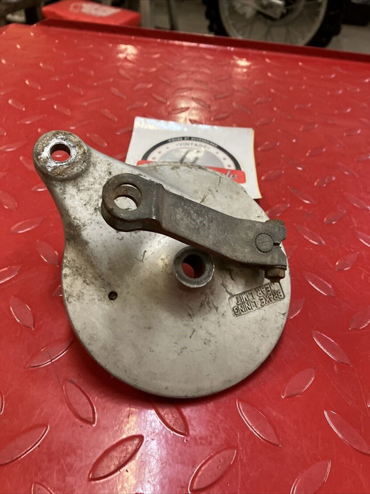 Suzuki RV90 1976 rear brake panel plate drum
