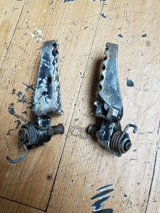 Honda CR125R 1996 foot peg step rest left right CR250R 1995 - 1999 50616-KZ3-600