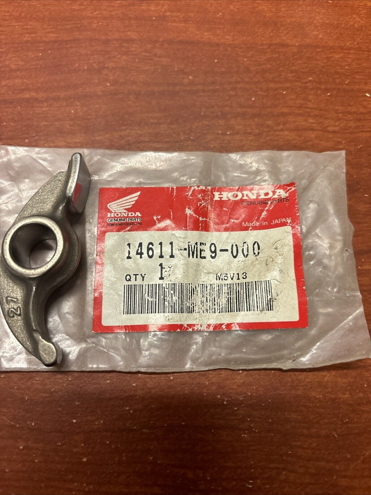 NOS Honda NV750C VT1100C VT700C VT750C VT800C ROCKER ARM 14611-ME9-000 H171