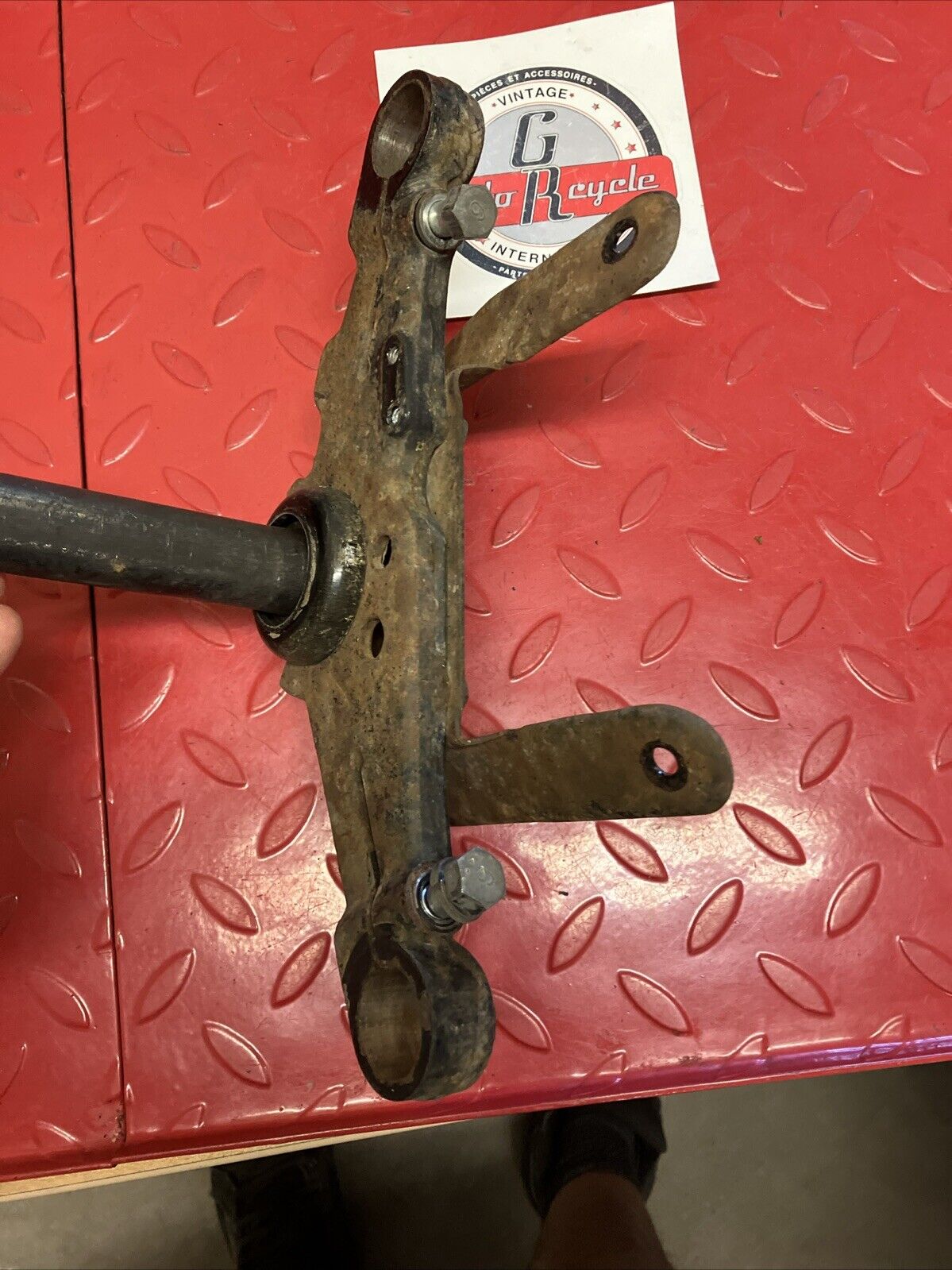 Suzuki RV90 1975 Steering stem triple tree clamp fender bracket 1973 - 1977