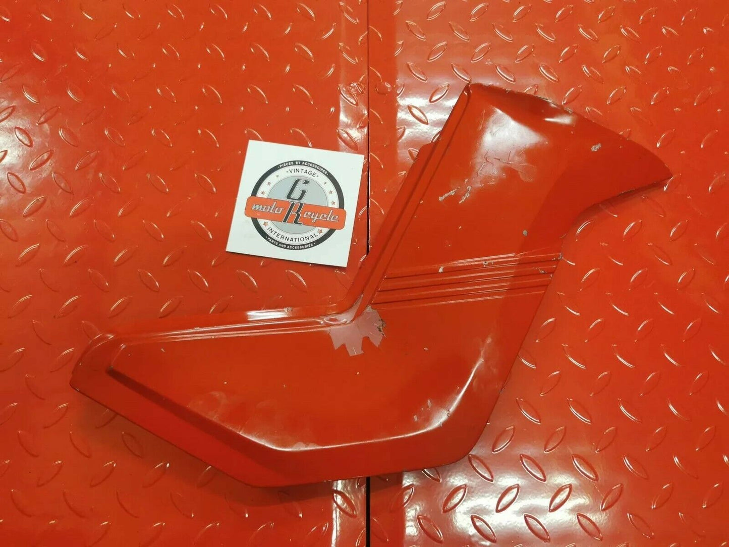 Suzuki GS750ES 1983 right side cover panel fairing 2