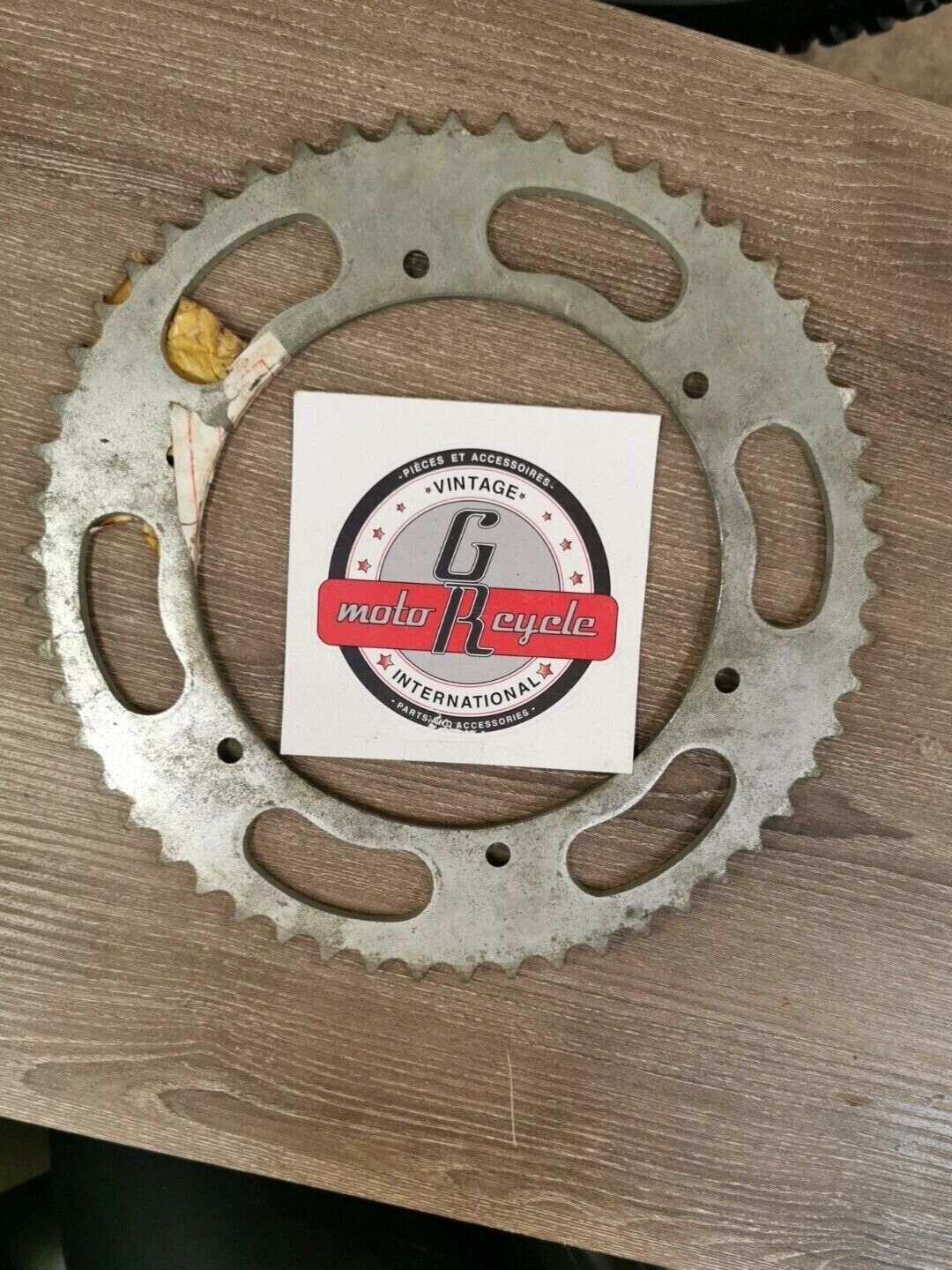 NOS HONDA CR250R CR450R 1981 SPROCKET FINAL DRIVEN 54T STEEL 41203-KA4-810 H60
