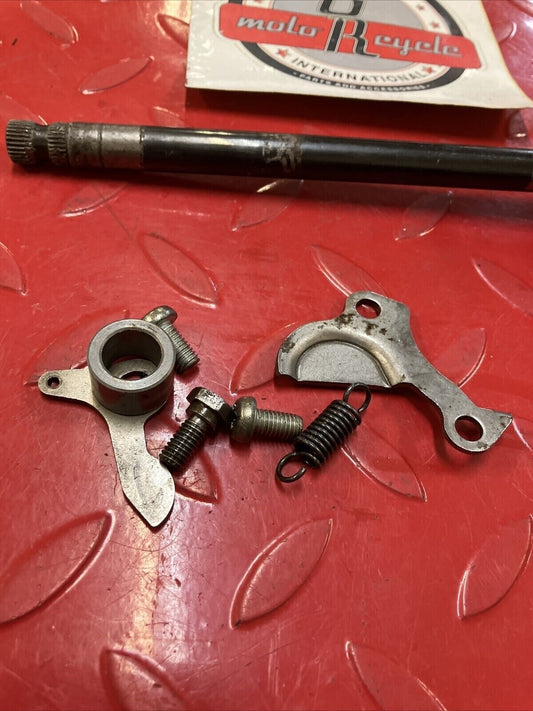 Kawasaki G5 1972 transmission gearshift gear shift shaft spindle