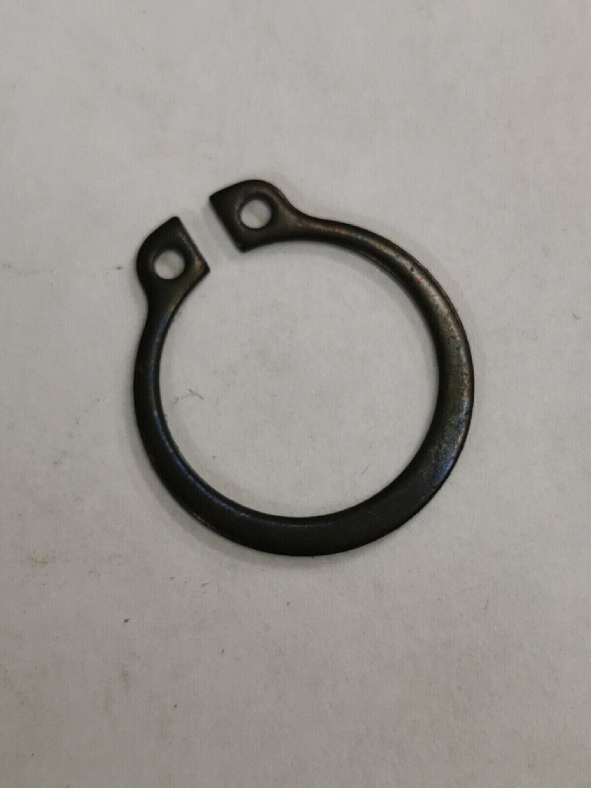 NOS PUCH BOMBARDIER MAXI  CIRCLIP 769-004-617   P3